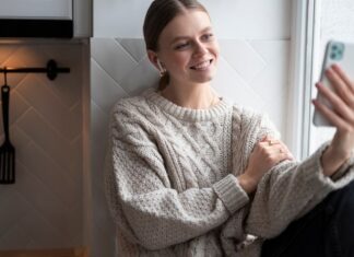 Статус в Инстаграм: Как представить себя