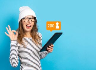 Как найти друзей в ВК с закрытой страницы