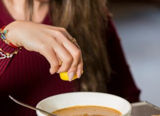 Суп из фрикаделек с вермишелью: рецепт